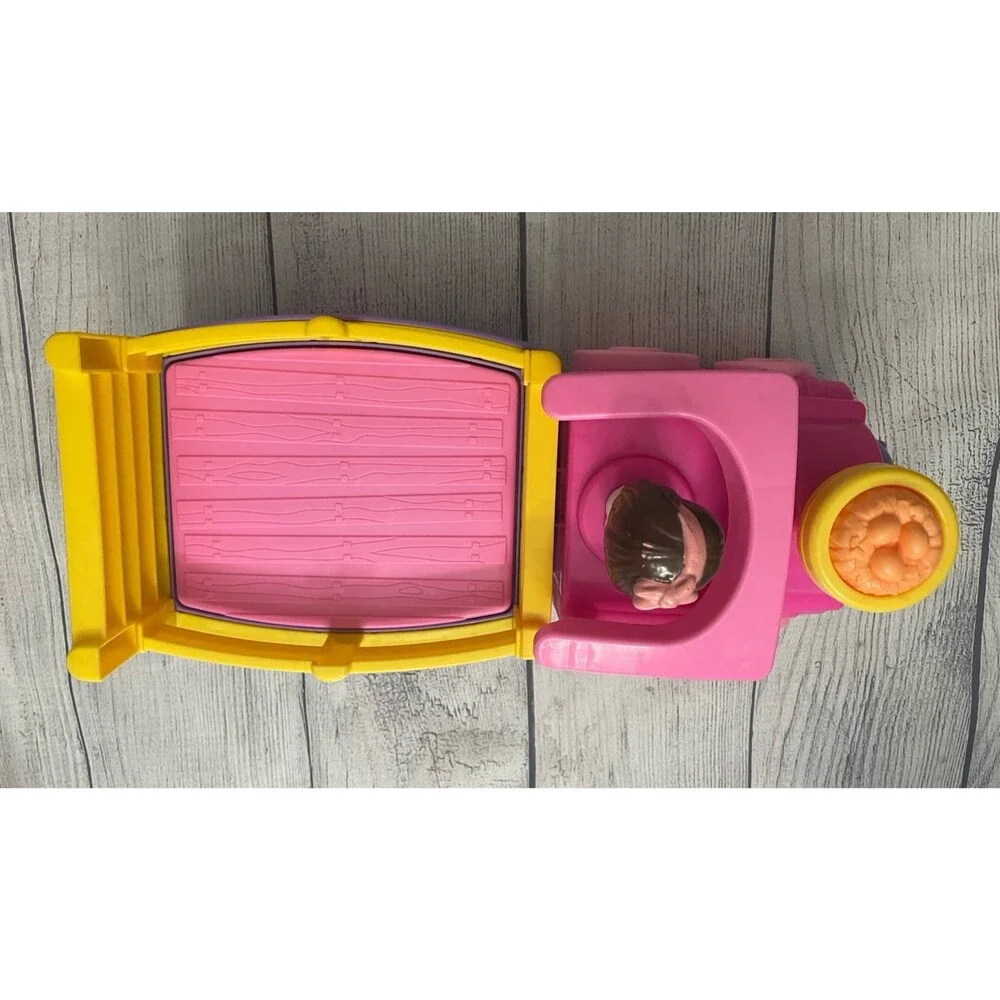 Pink Fisher Price Little People Musical Animal Zoo Train Toy + Mia Figure
